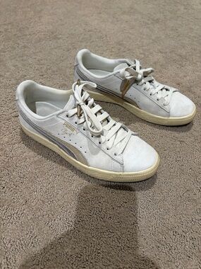 Puma Cream & Gray Suede Low-Top Sneakers with Gold Detail